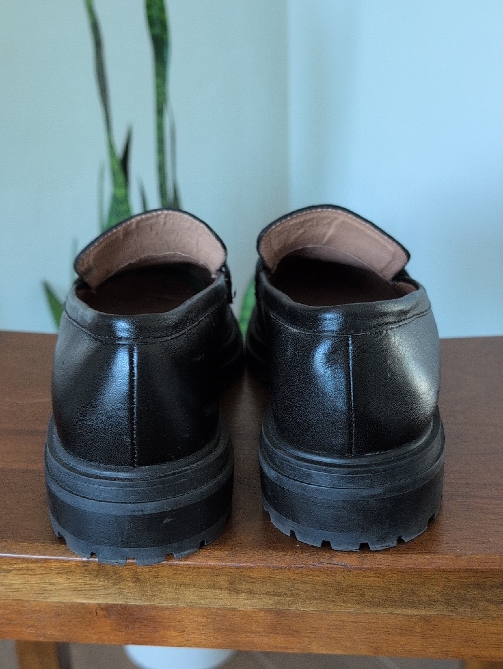 Madewell Black Leather Lug-Sole Penny Loafers - Picture 7 of 9